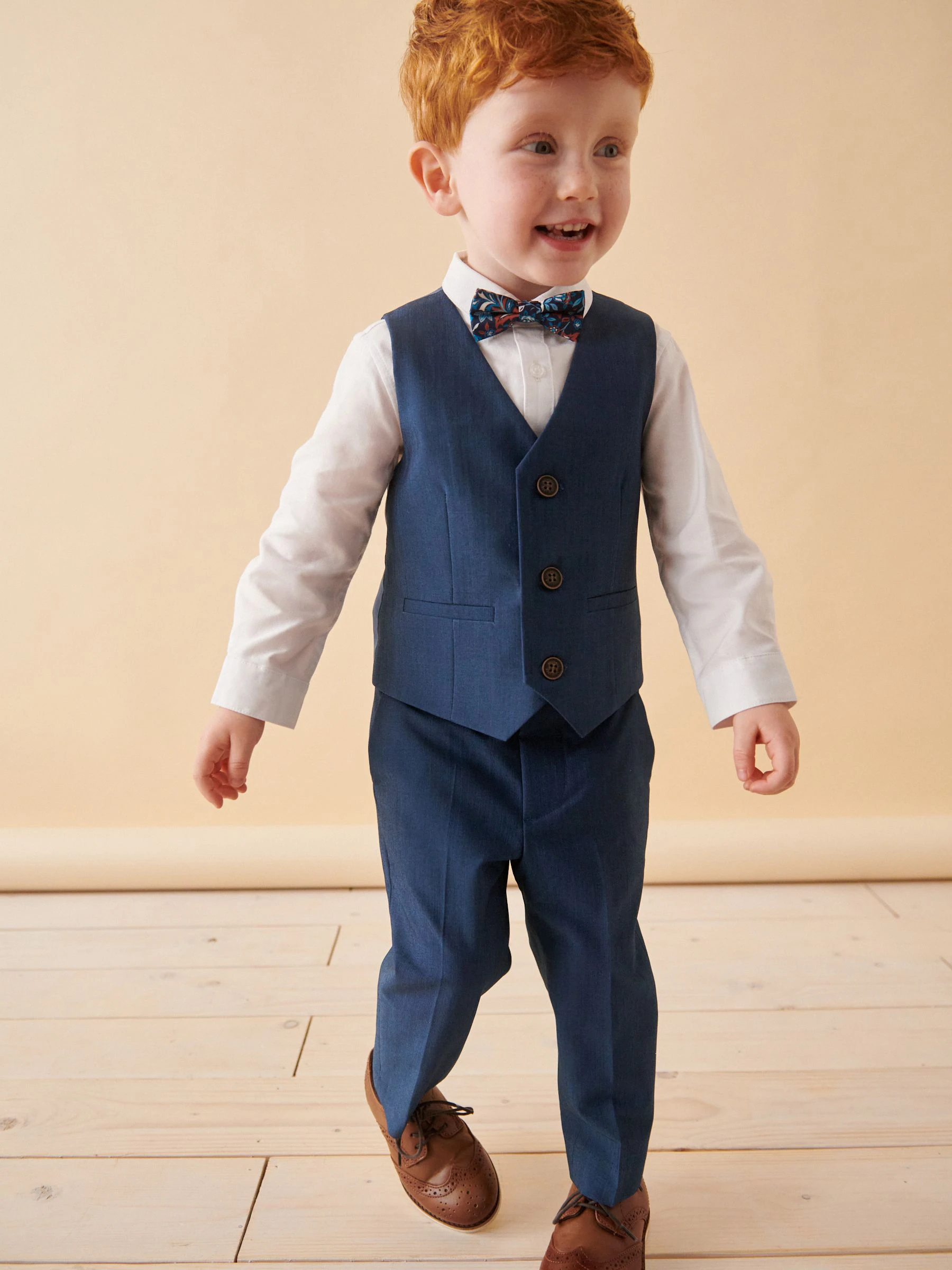 Blauw - Set van gilet, shirt, broek en vlinderstrikje (3mnd-9jr)
