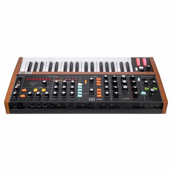 Behringer Poly D