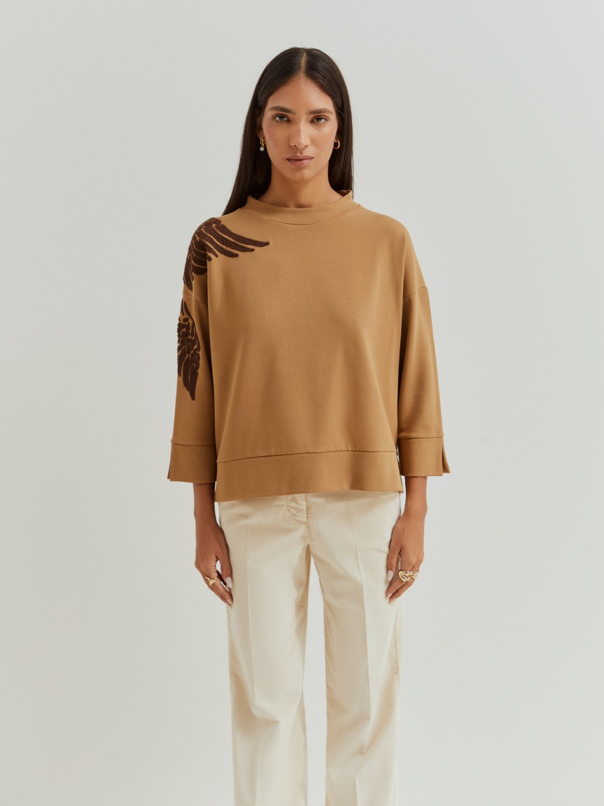 Camisola com bordado