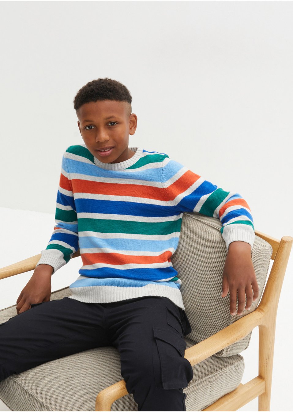 Pull en maille garçon avec rayures