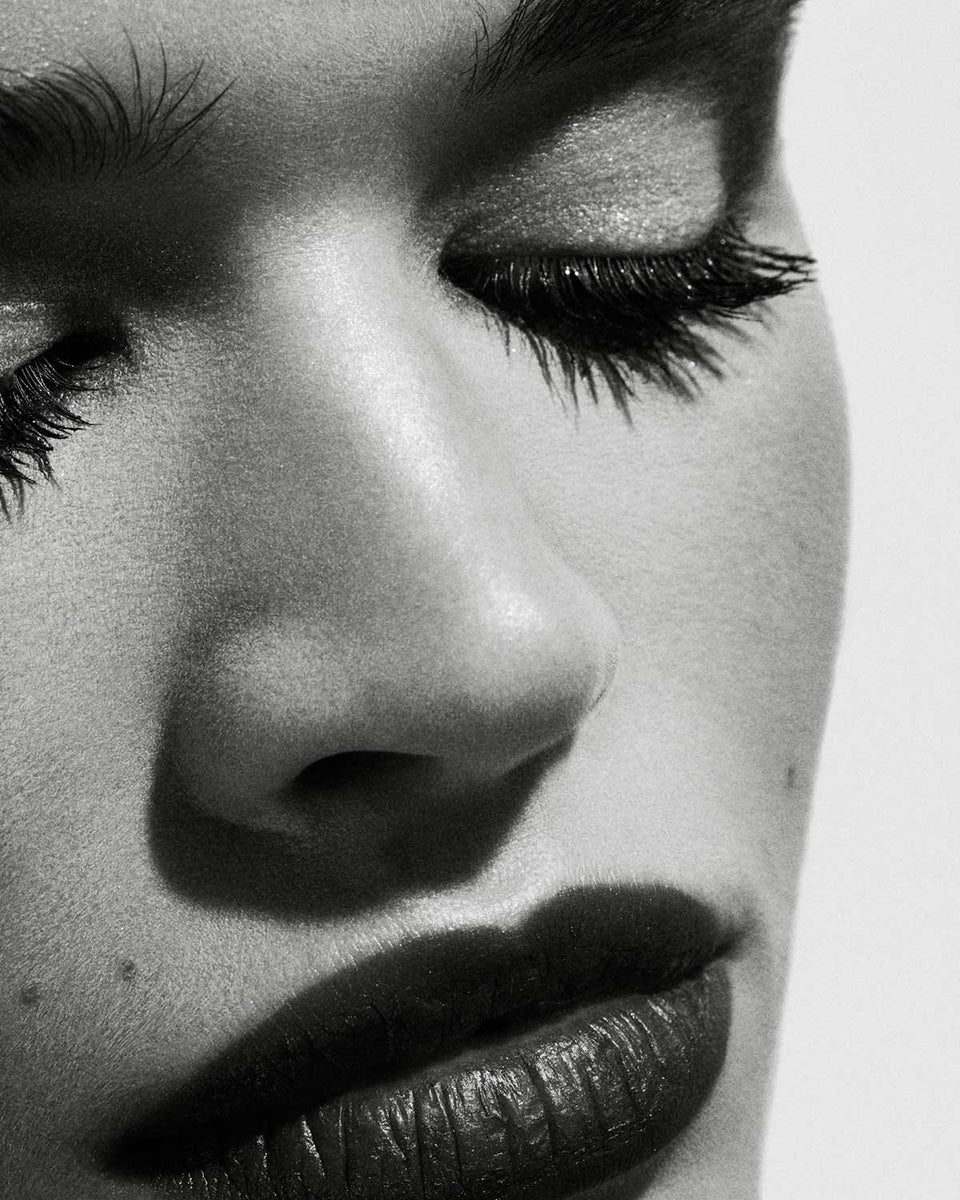 Full Frontal Volume, Lift & Curl Mascara