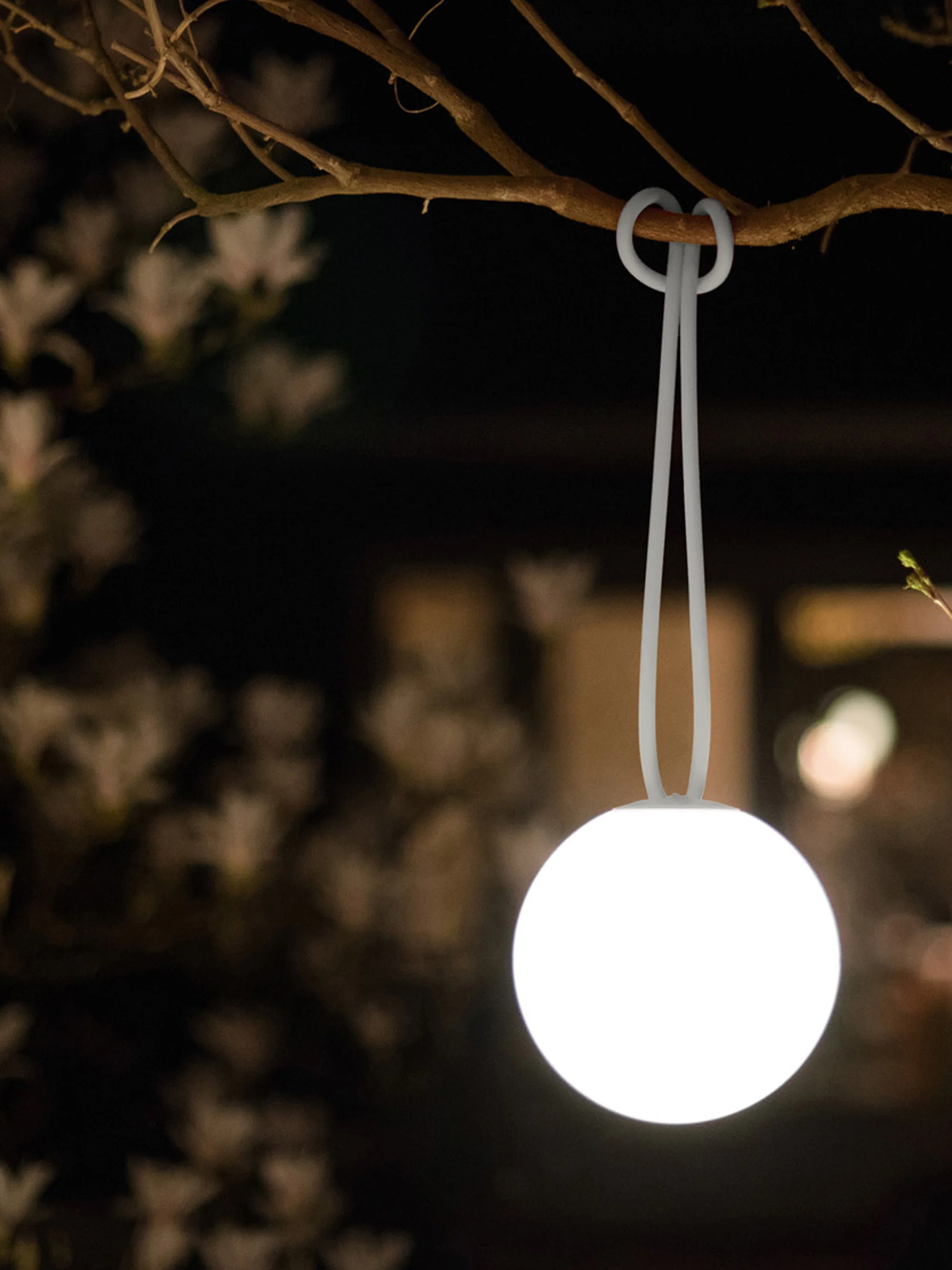 Draagbare outdoor LED-hanglamp Bolleke, dimbaar