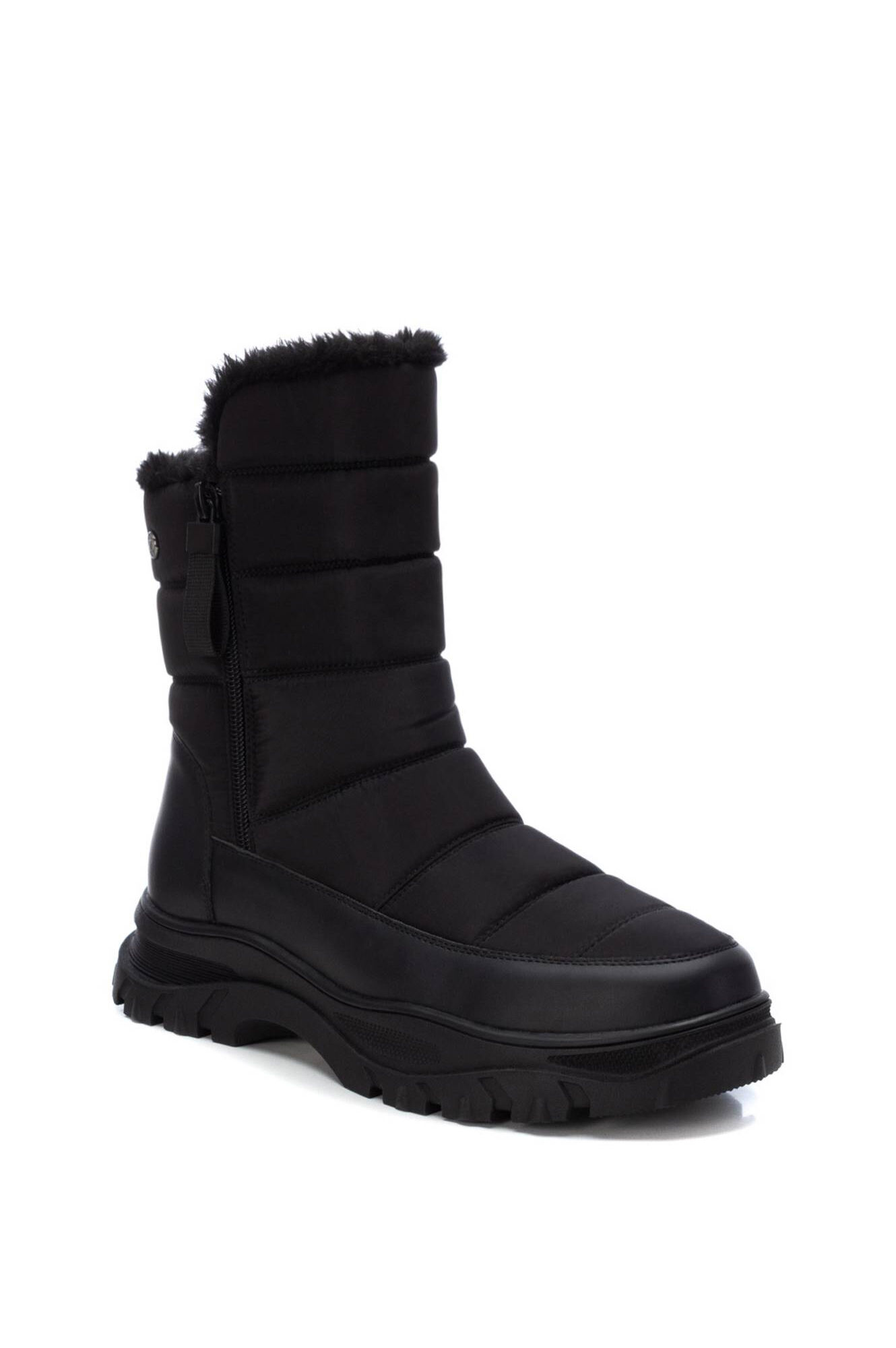 Botas de cano curto femininas em tecido