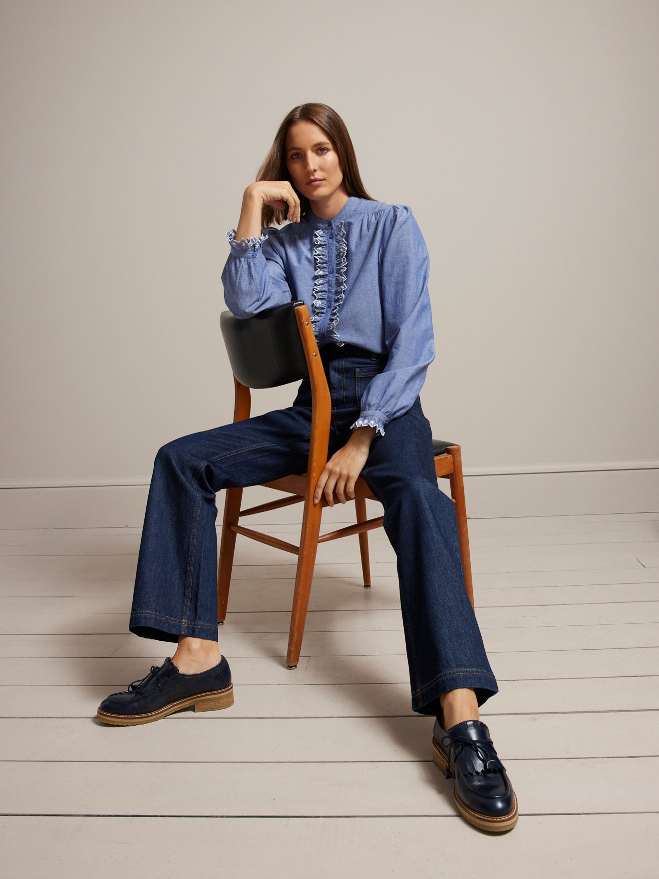 Chemise chambray femme volant brodé