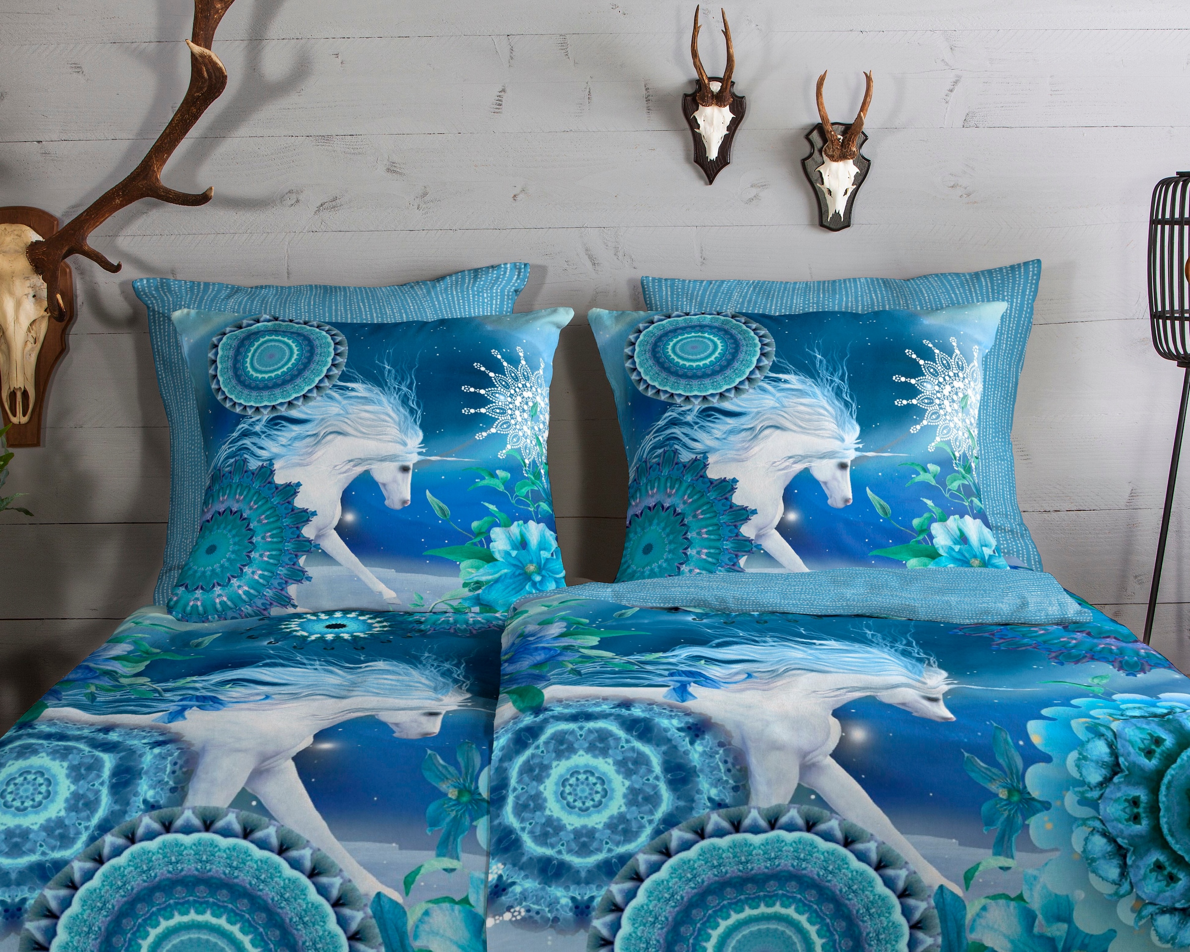 hip Wendebettwäsche »Lumi« 2 Stk. tlg. Biber, 135x200, Warm, Weich, Wendeoptik, Reissverschluss, Winter, Blau