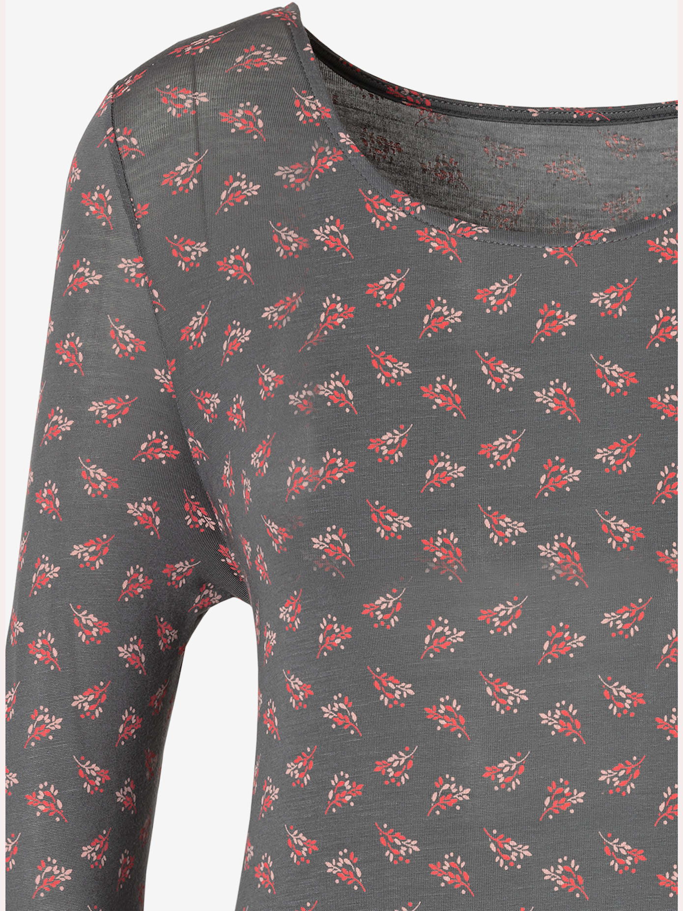 T-shirt à manches 3/4 petit nœud et découpe à la finition des manches