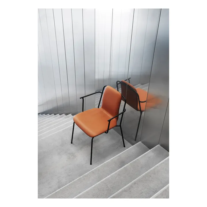 Normann Copenhagen Chaise Studio avec accoudoirs | Brun