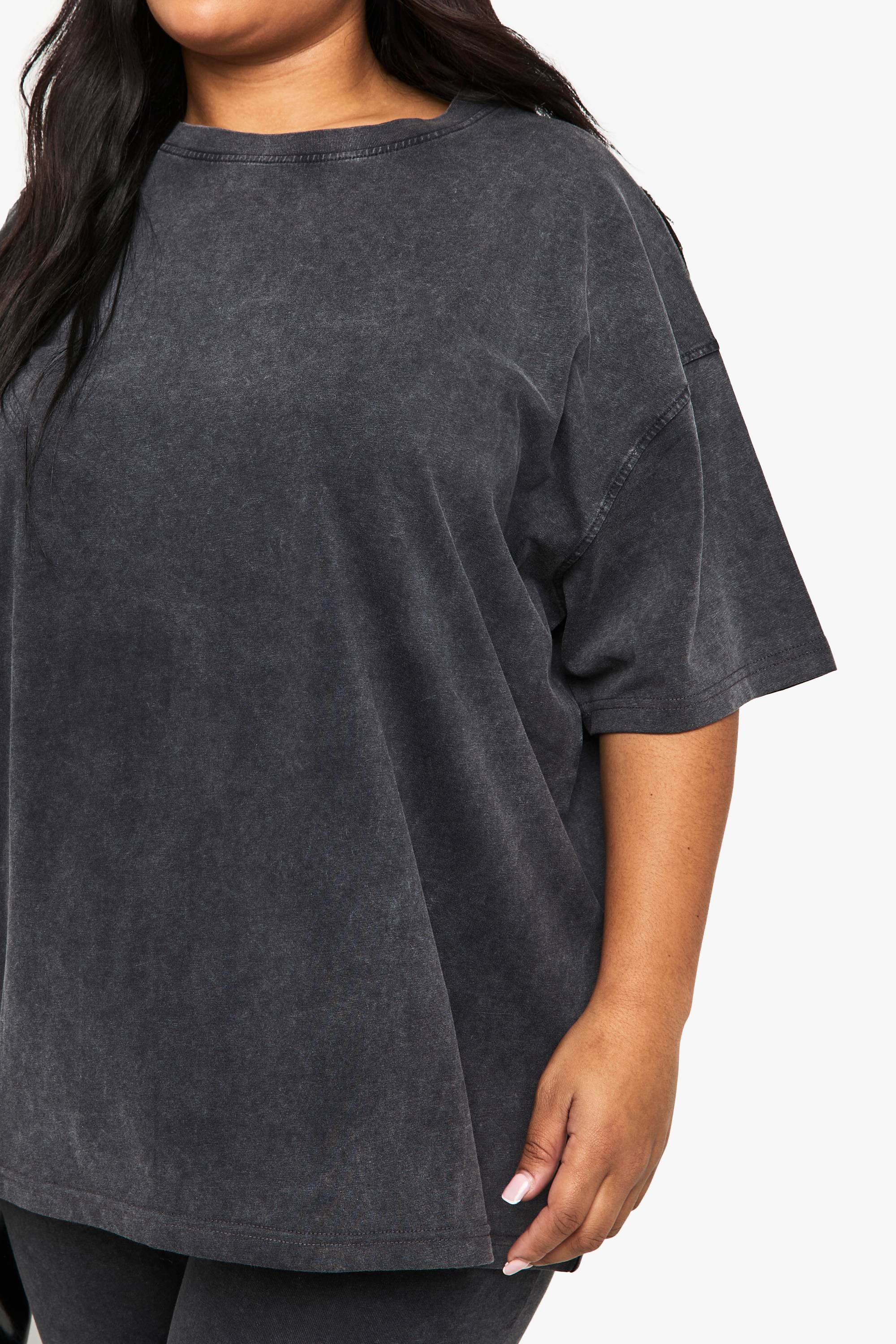 boohoo T-SHIRT OVERSIZE ACID WASH GRANDES TAILLES