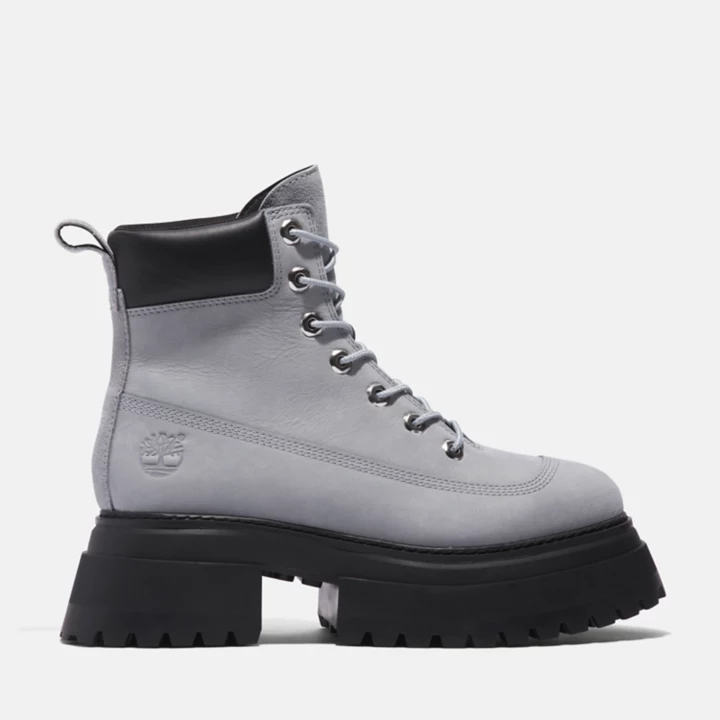 Bota Timberland Sky de 6 polegadas para mulheres na cor cinza.
