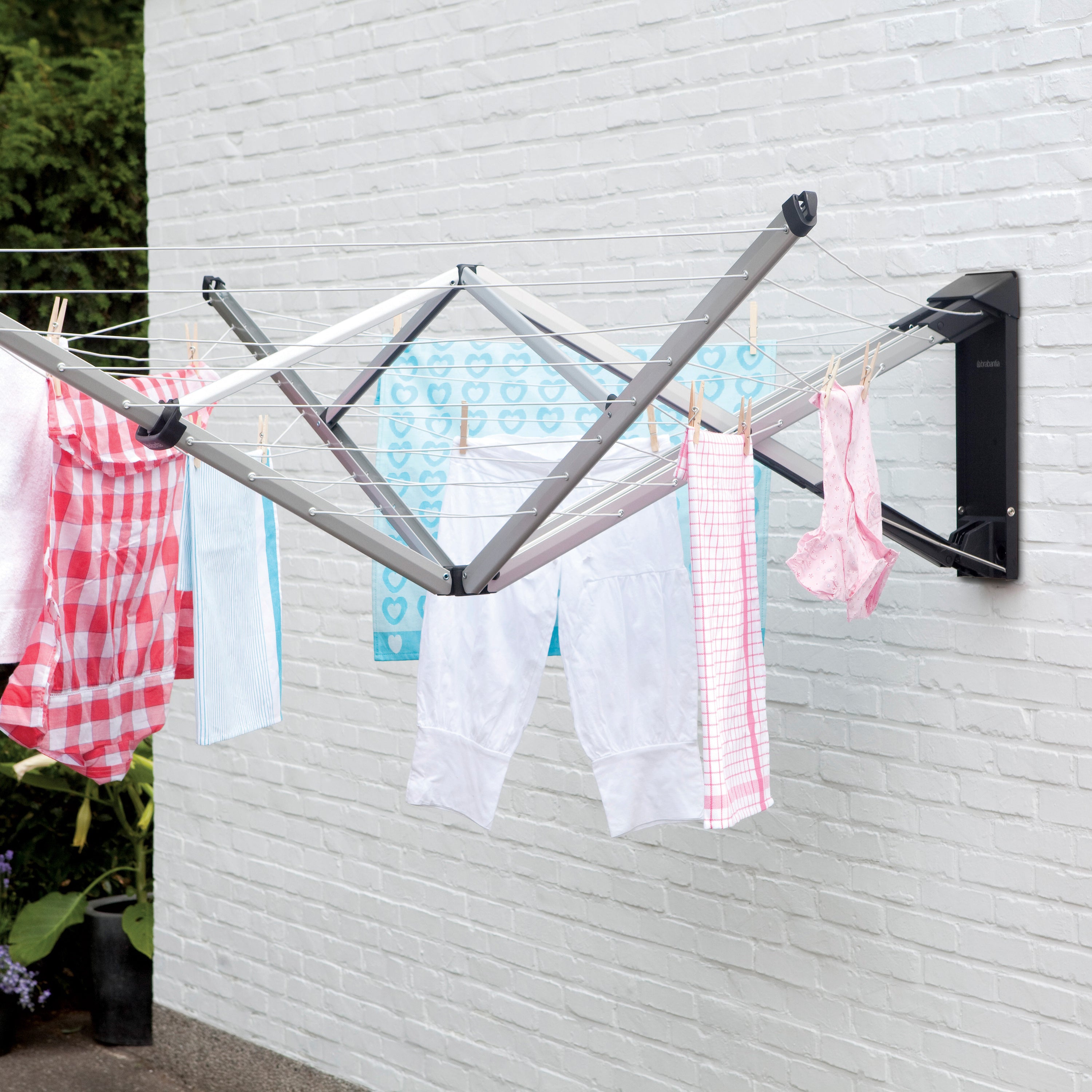 Brabantia WallFix Droogmolen 24 m incl. Beschermbox