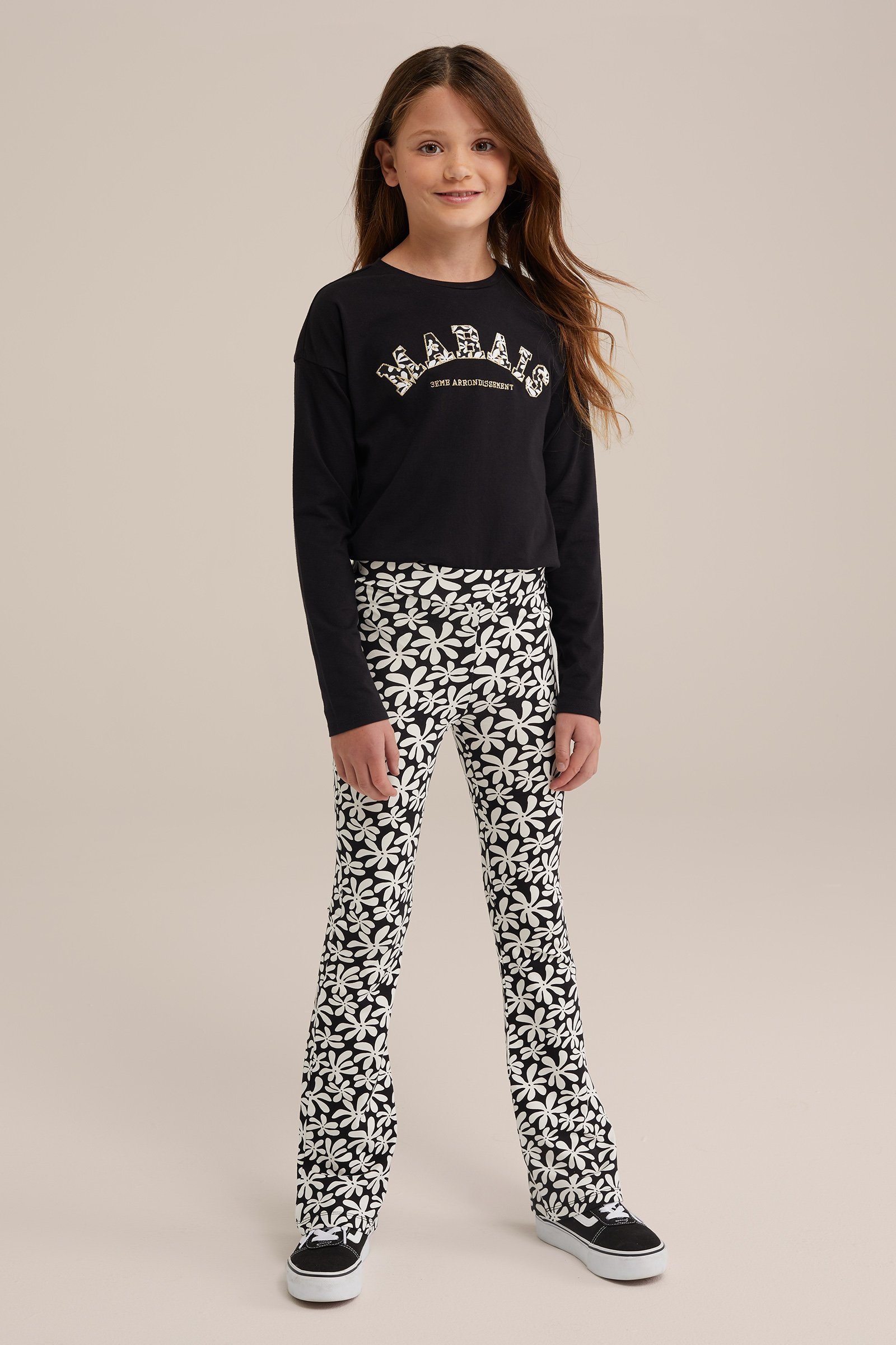 Meisjes T-shirt met embroidery WE Fashion Zwart