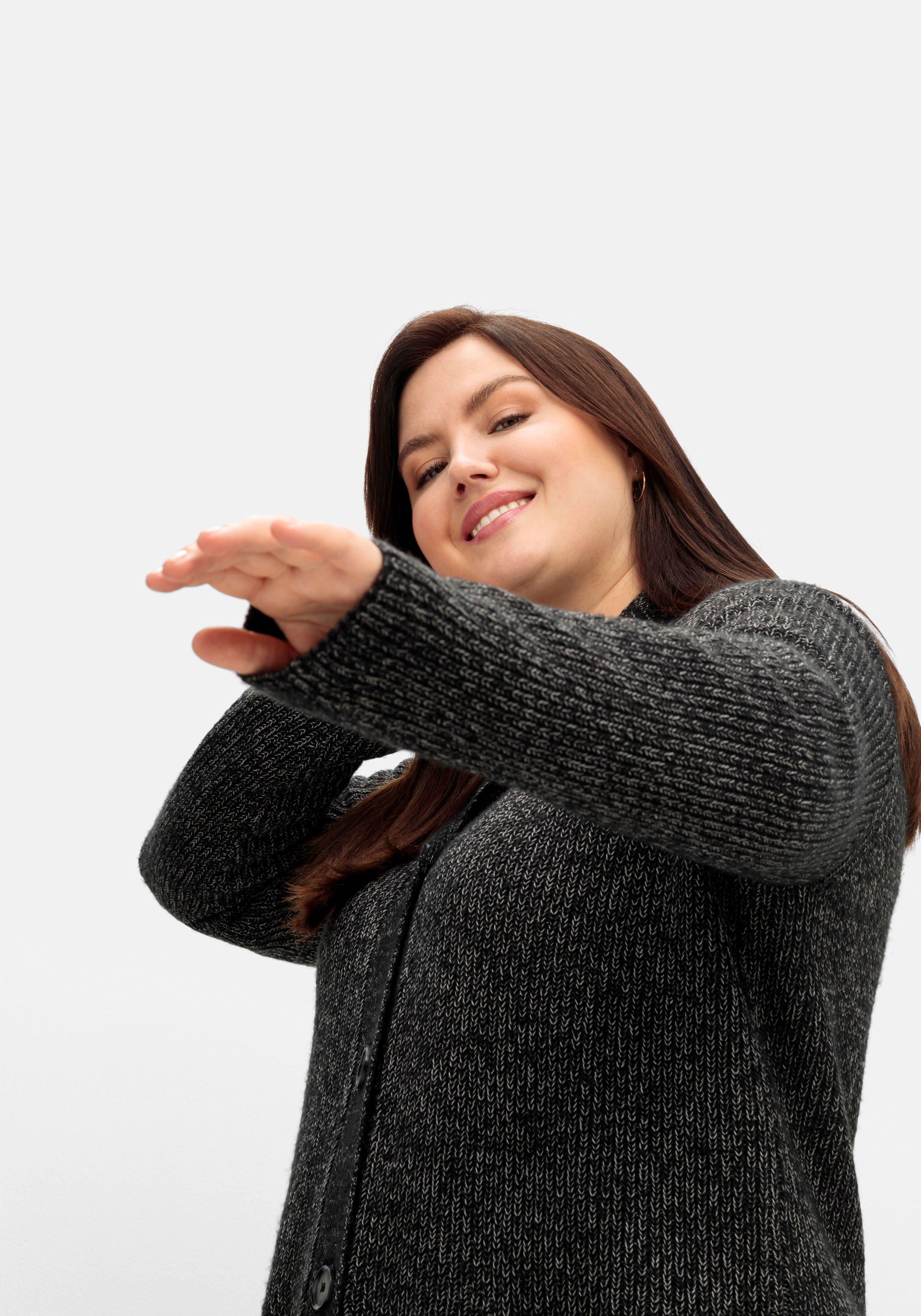 Strickjacke im Patentstrick, mit Schalkragen