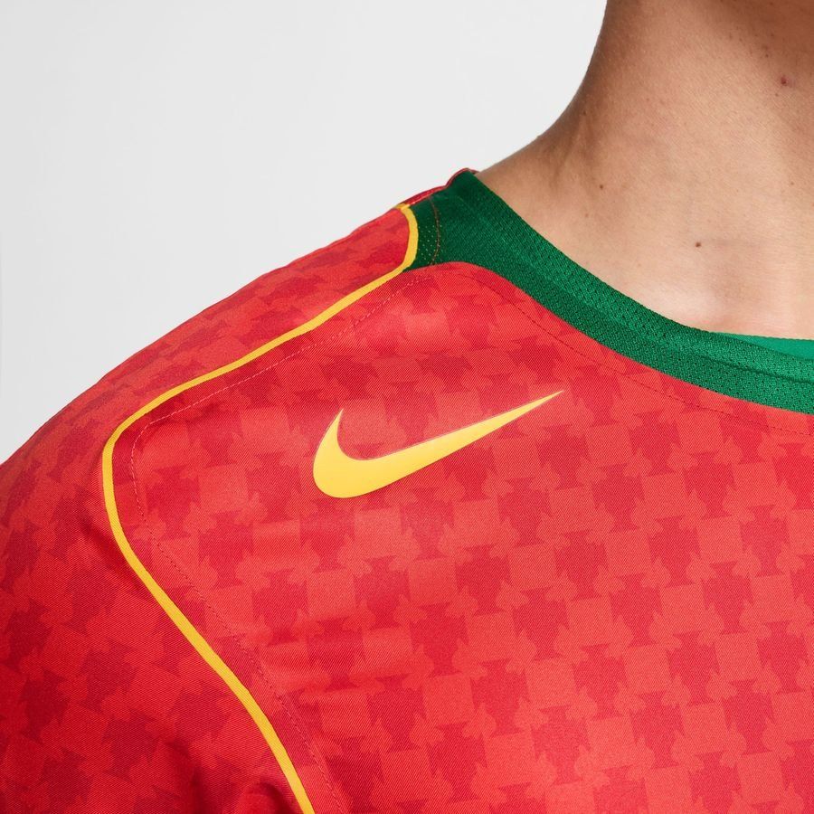 Portugal Maillot Domicile EURO 2004 FIGO 7 Reissue