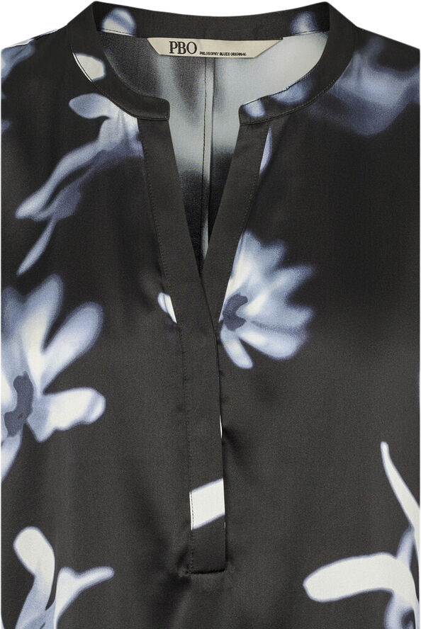 PBO Blaine top Bleeding flower