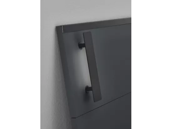 Chambre à coucher complète adulte ( lit adulte 180 x 200 cm + chevet+ commode de rangement + Armoire)