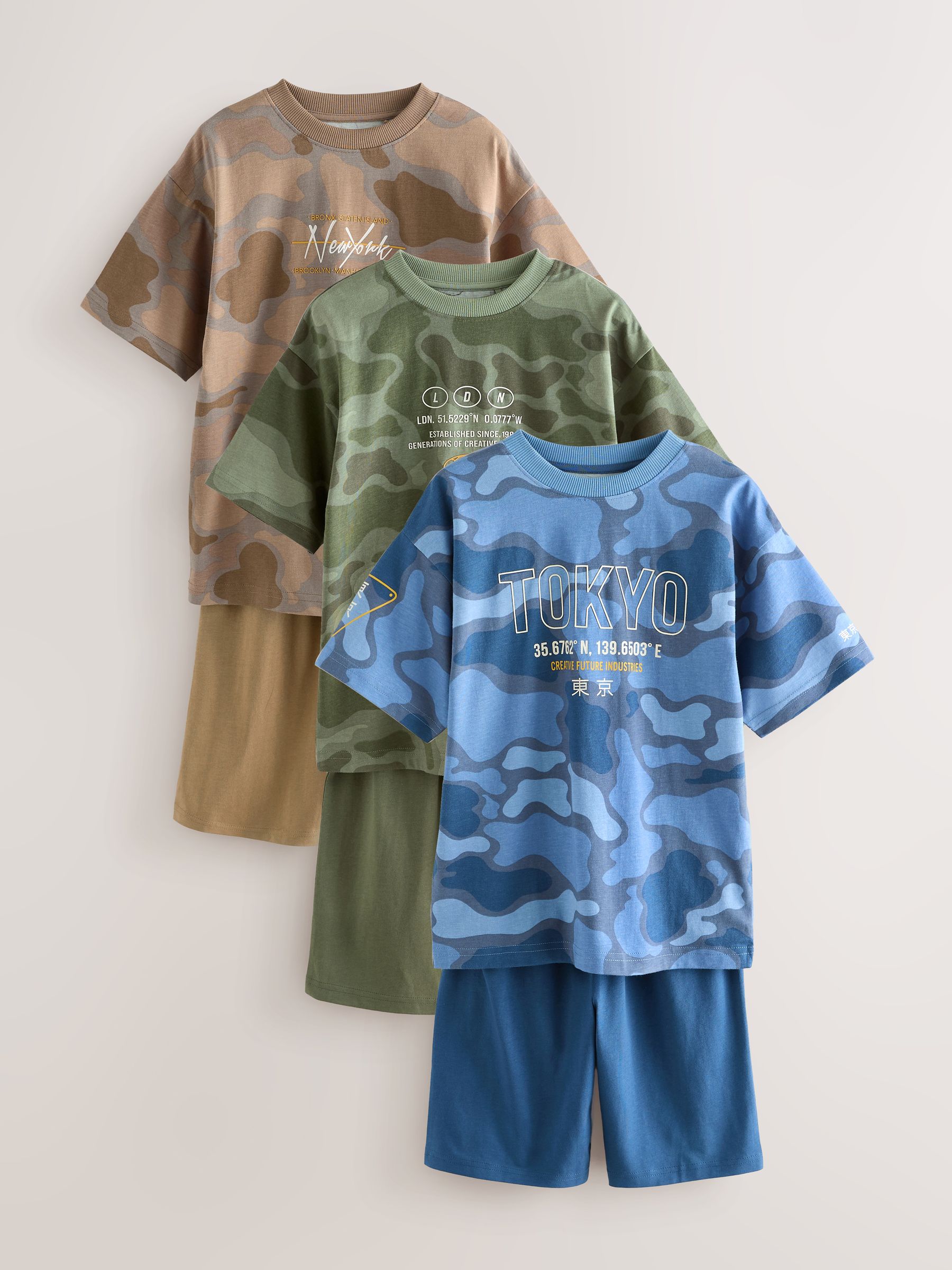 Blauw/groen met camouflageprint - Set van 3 pyjama's met short (3-16 jr)
