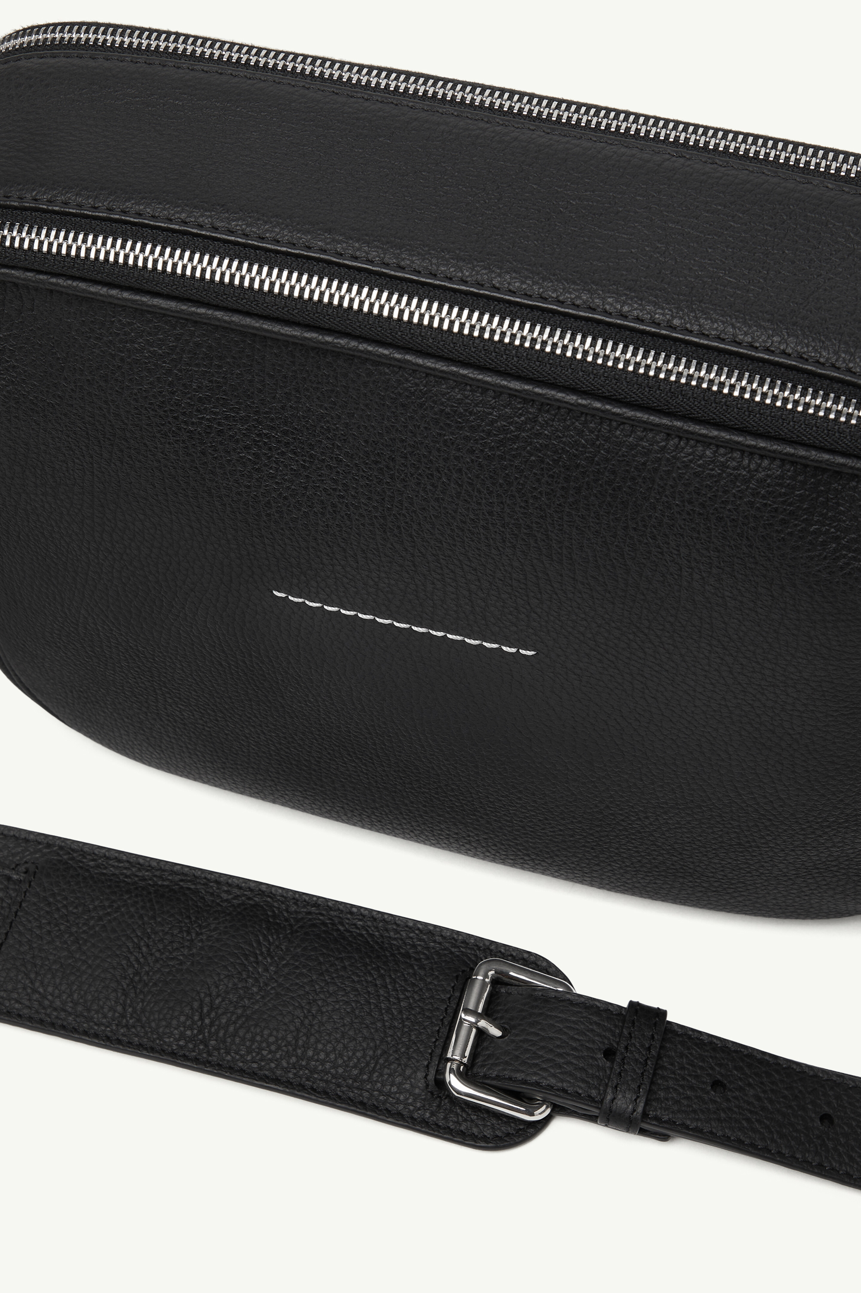 Sac messenger en cuir pour homme | MM6