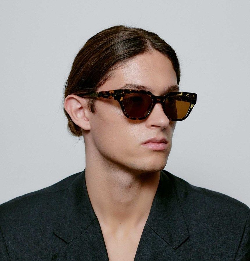 A.Kjærbede Kaws Black / Yellow Tortoise
