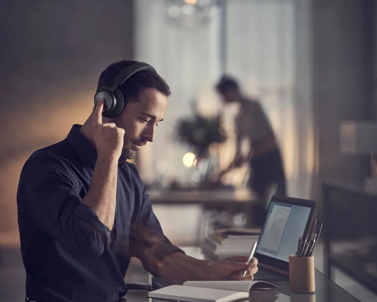 Bang & Olufsen Beoplay HX Noir Casques Bluetooth