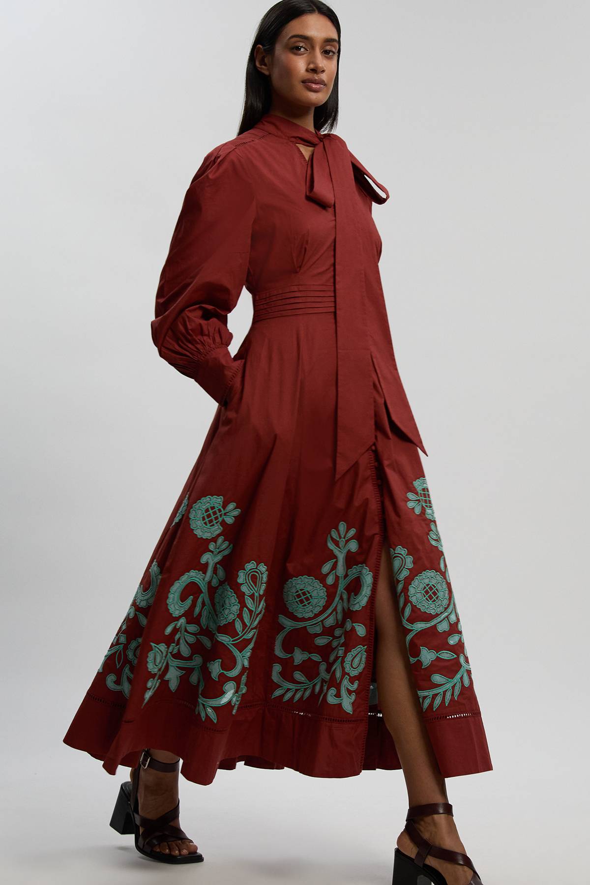KarenMillen Robe Maxi En Coton Avec Broderie Ajourée Bordure Et Dentelle Échelle
