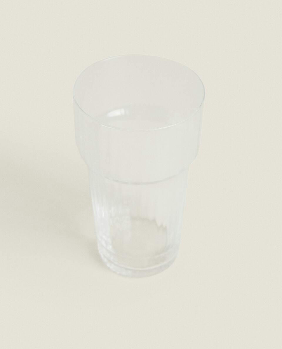 Copo de vidro para refrigerante com design de linhas