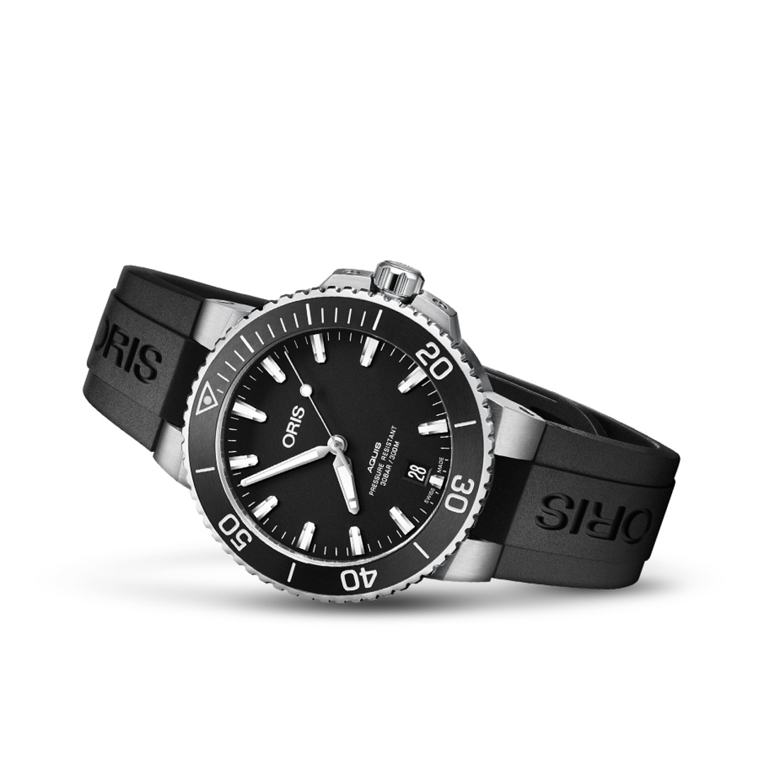 Oris Aquis Date