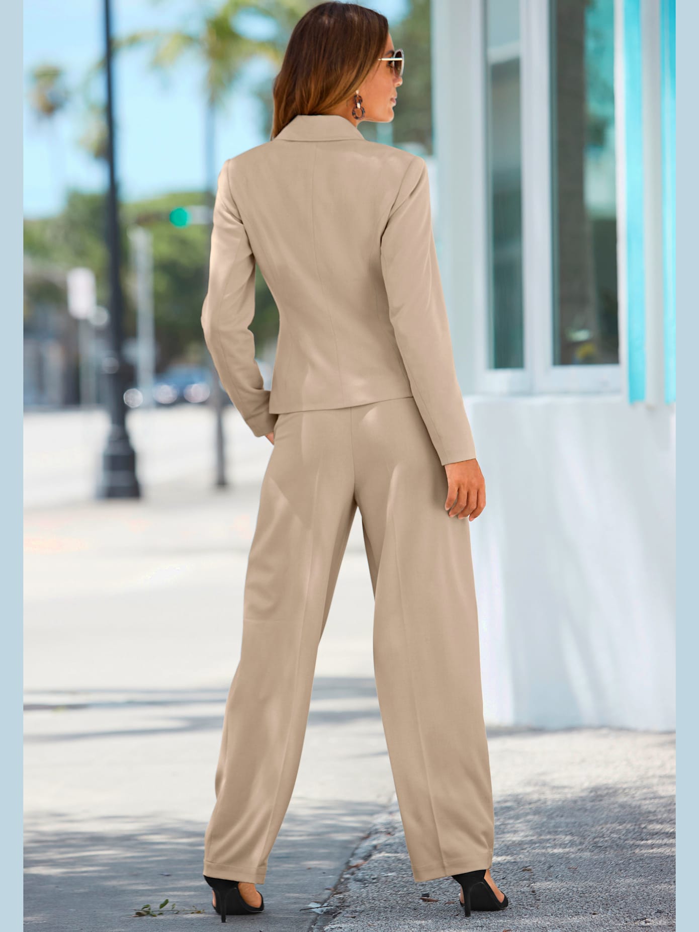 Blazer court blazer doublé avec col à revers pour elle