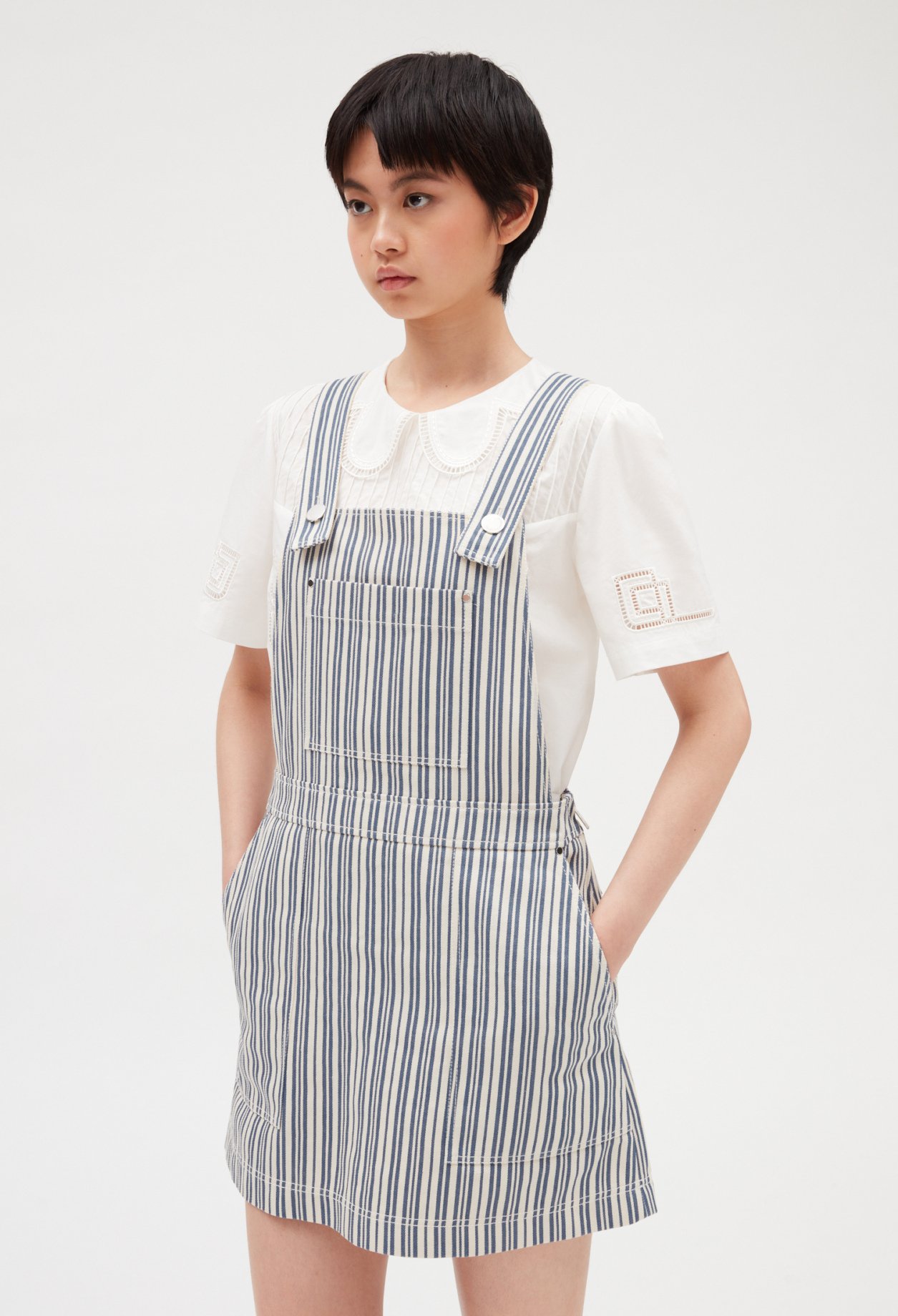 Robe salopette courte denom &agrave; rayures