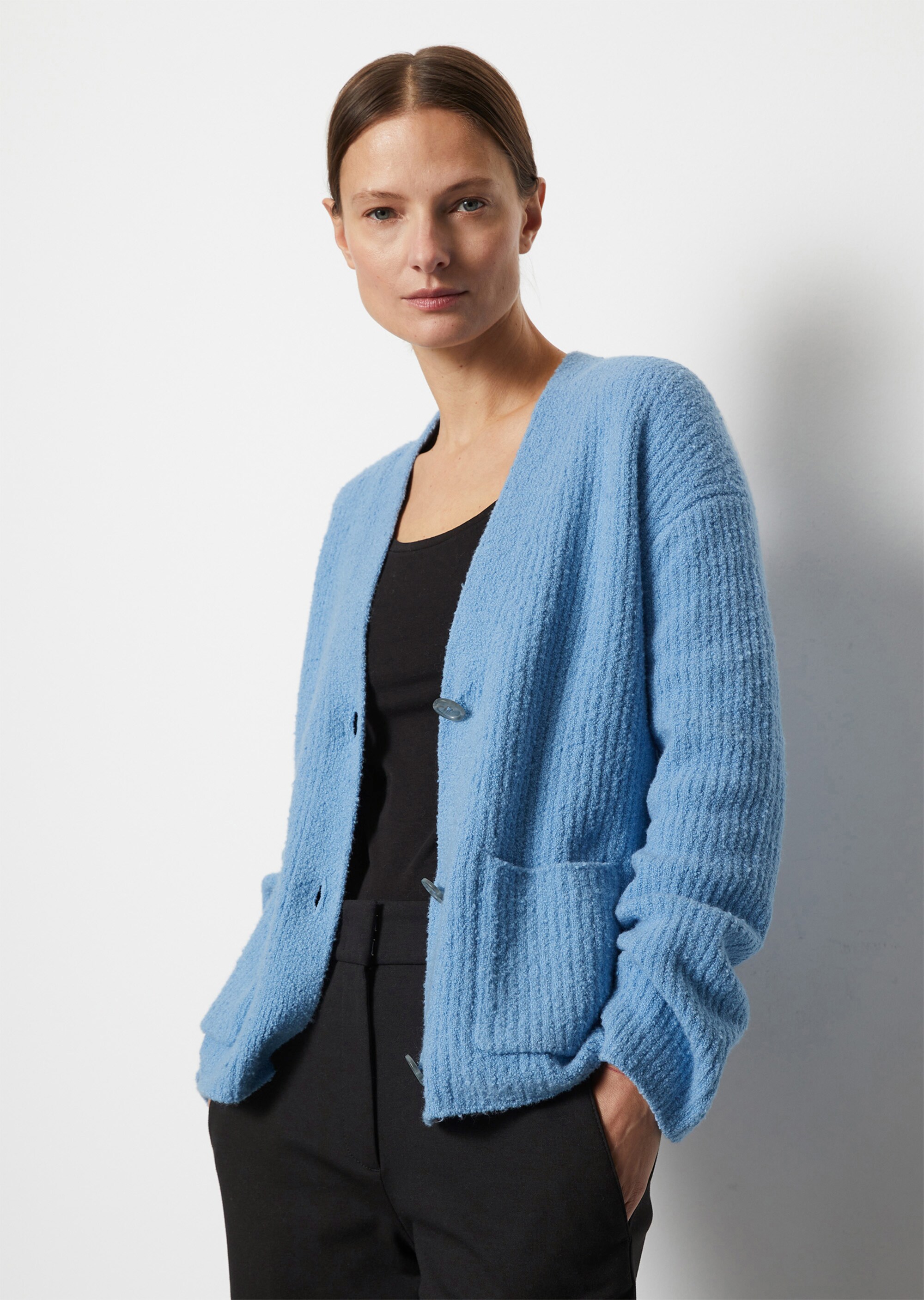 V-Neck-Cardigan looseaus softem Bouclégarn
