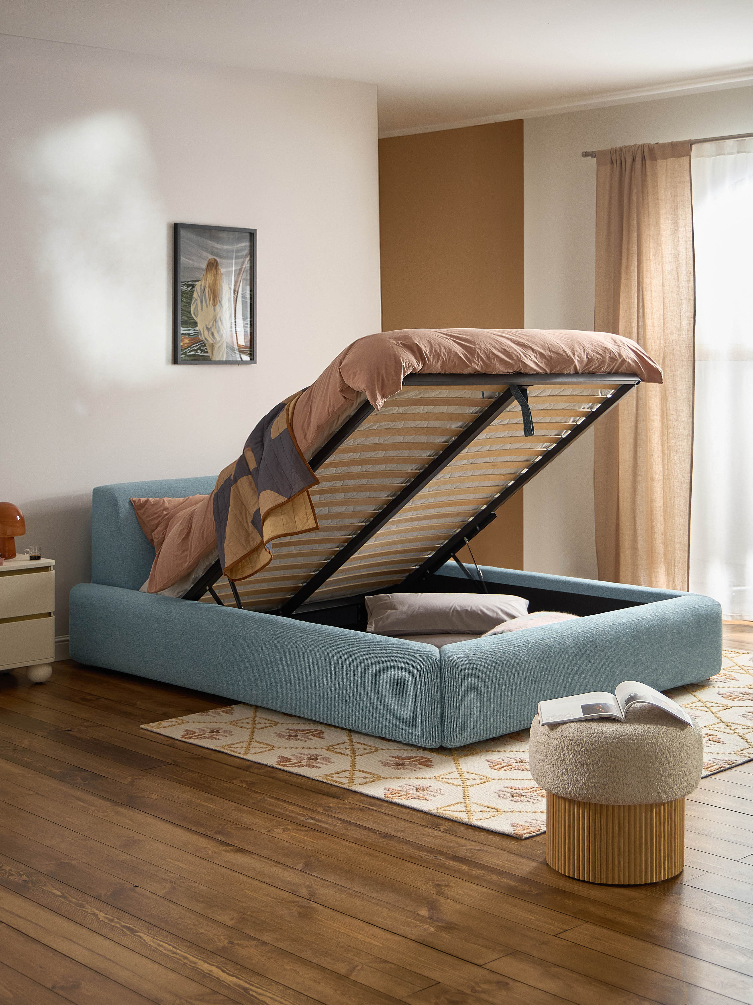 Gestoffeerd bed Melva met opbergruimte