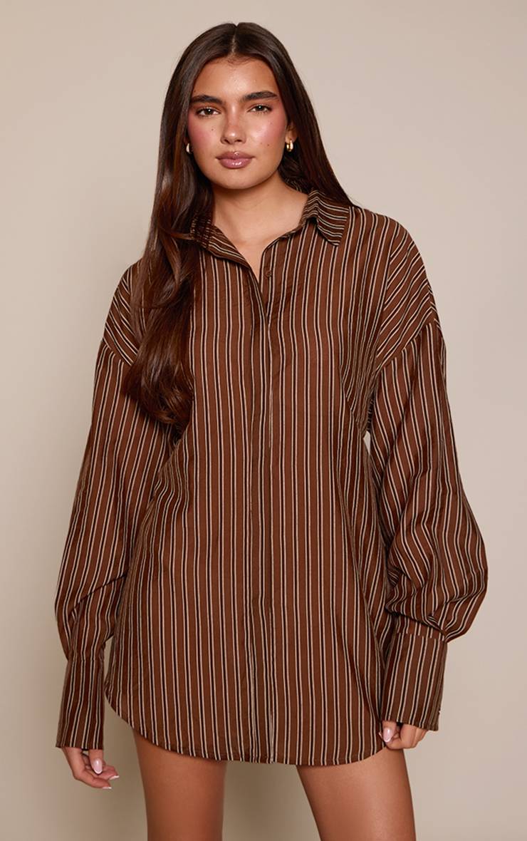 Marron Robe Chemise Courte À Rayures Avec Lien Au Dos