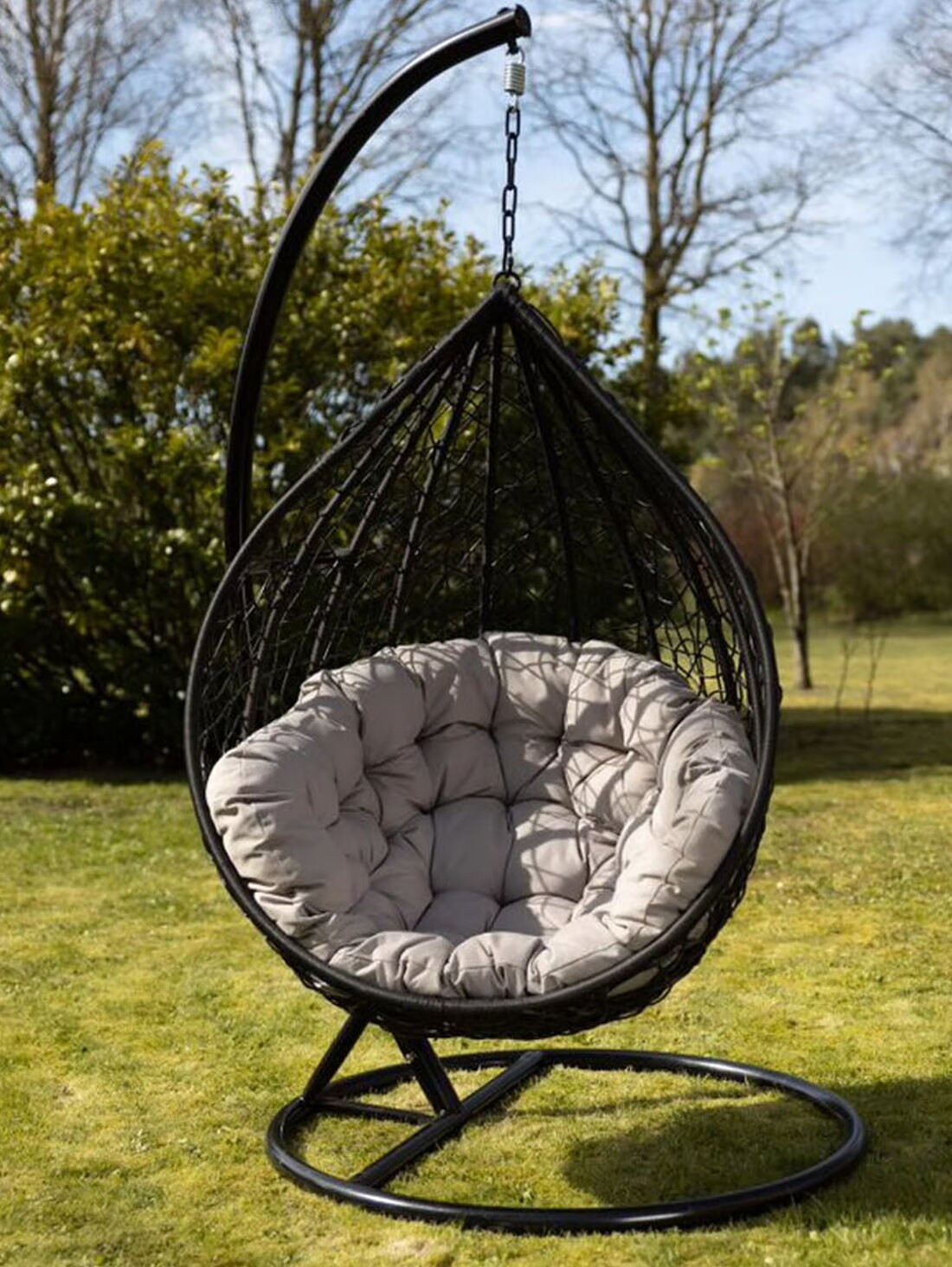 Korb Hängesessel mit Gestell + Kissen Hängestuhl Lounge Hängekorb Schaukel Sessel
