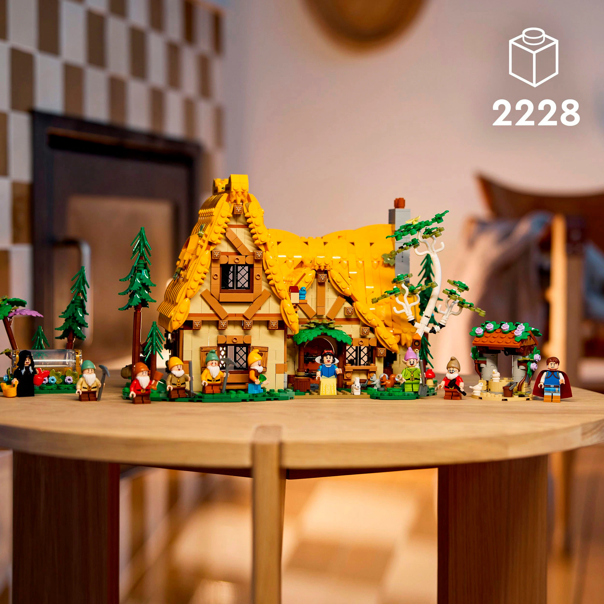 LEGO Konstruktionsspielzeug Disney Die Hütte von Schneewittchen und den sieben Zwergen