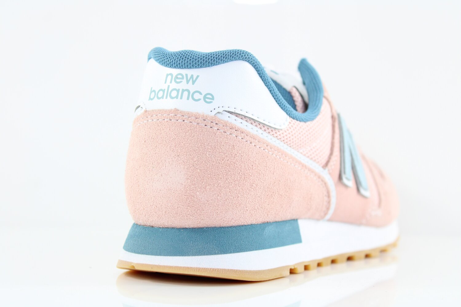 New Balance Sneaker
