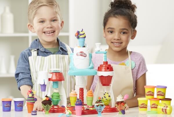 Hasbro E1935EU4 Play-Doh Super Eiscreme Maschine, ab 3 Jahren