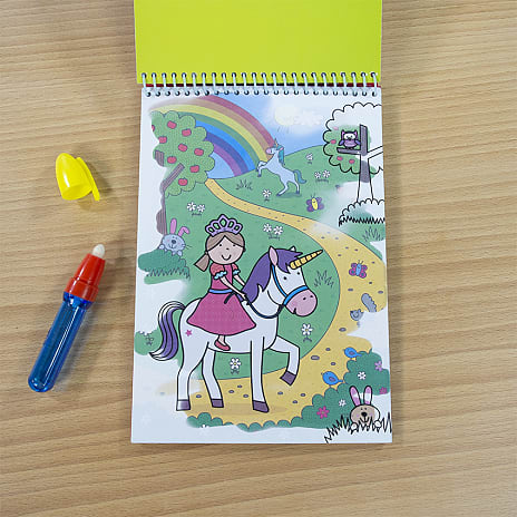 Galt vand malebog - unicorn