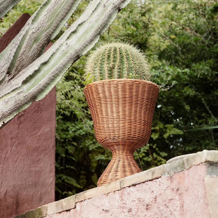Ferm Living - Agnes Blumenständer geflochten, H 90 cm, natur