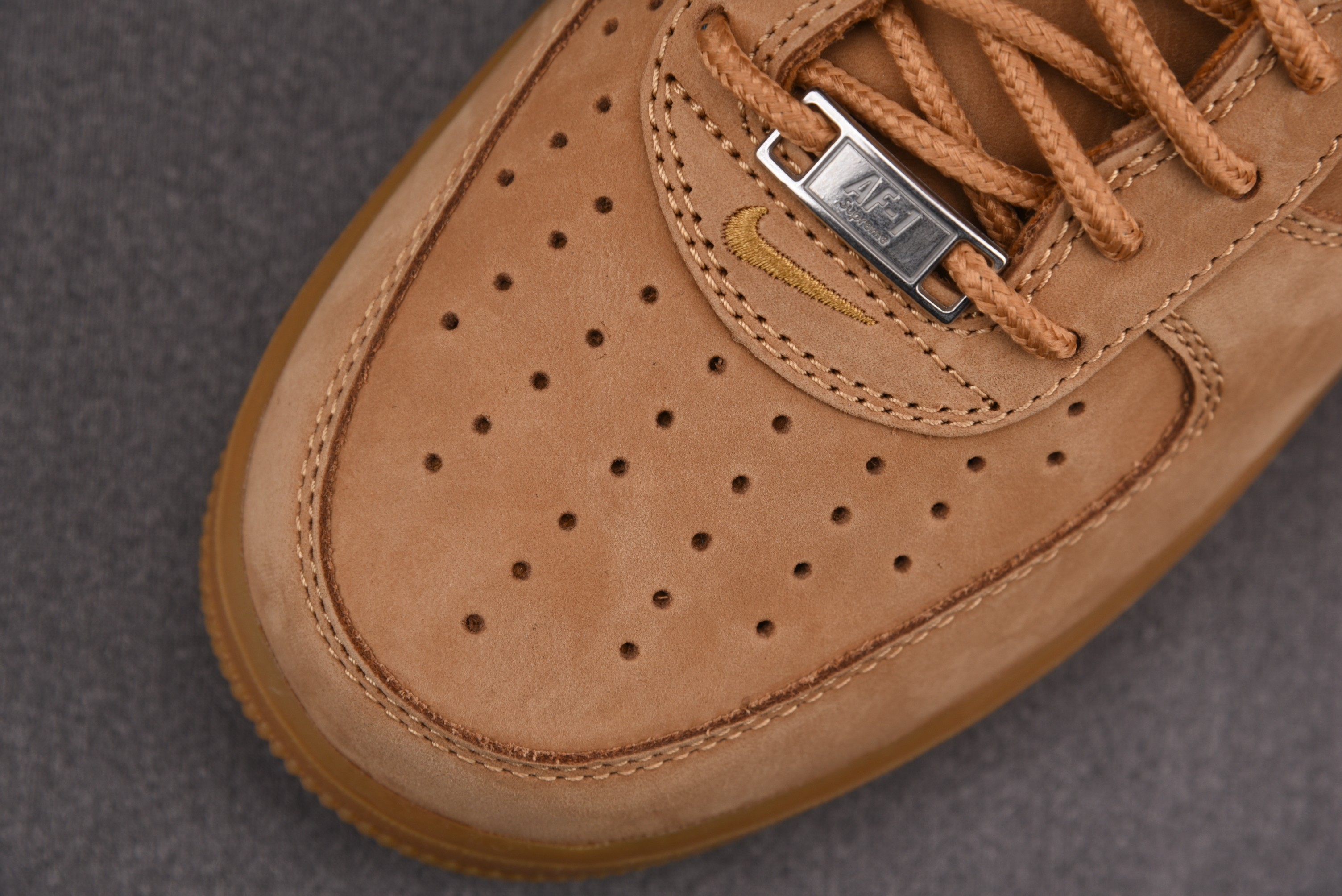 Nike Air Force 1 Low SP Supreme Wheat