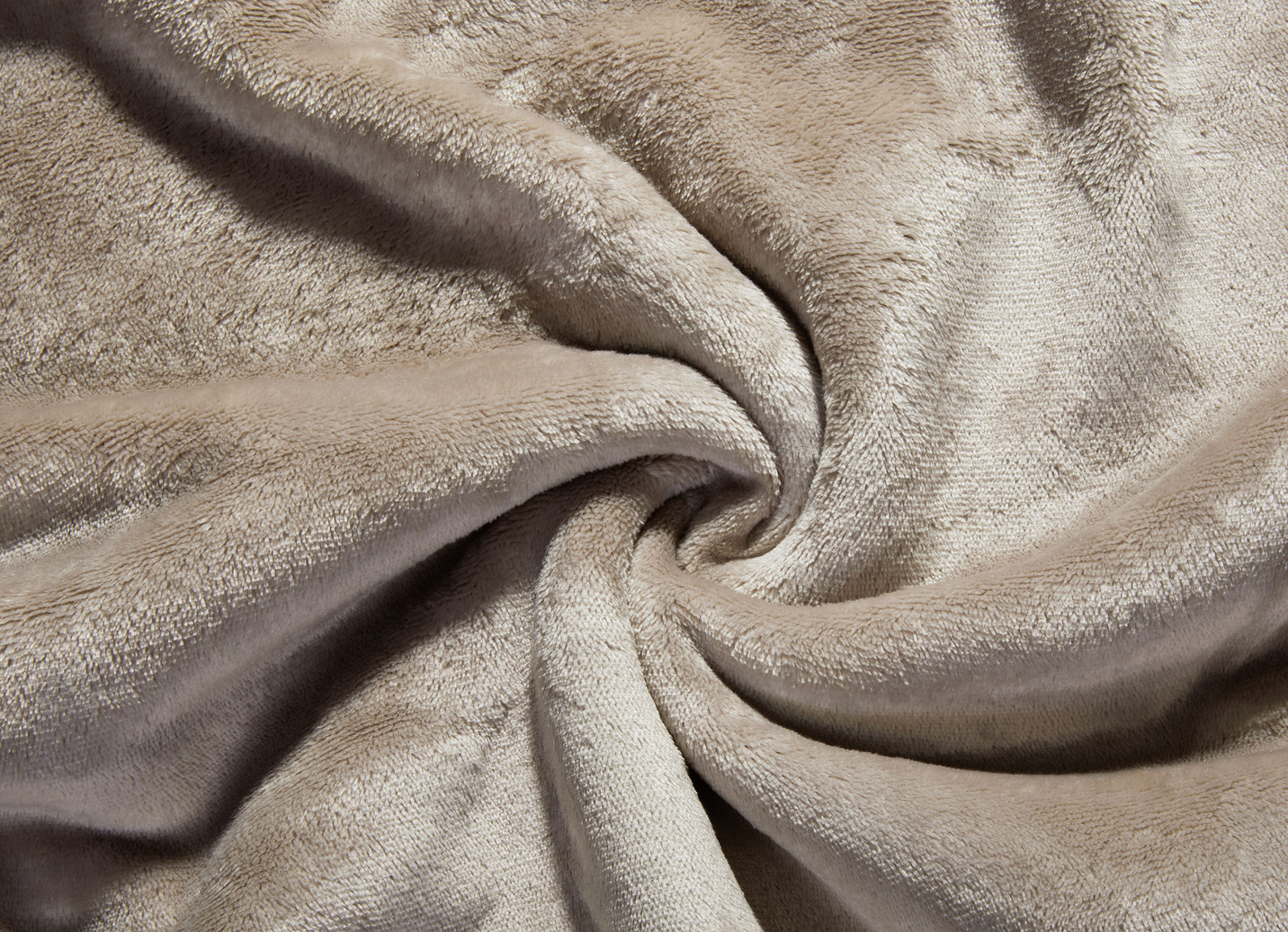Superkuschelige Wohndecke in Teddyfleece-Qualität