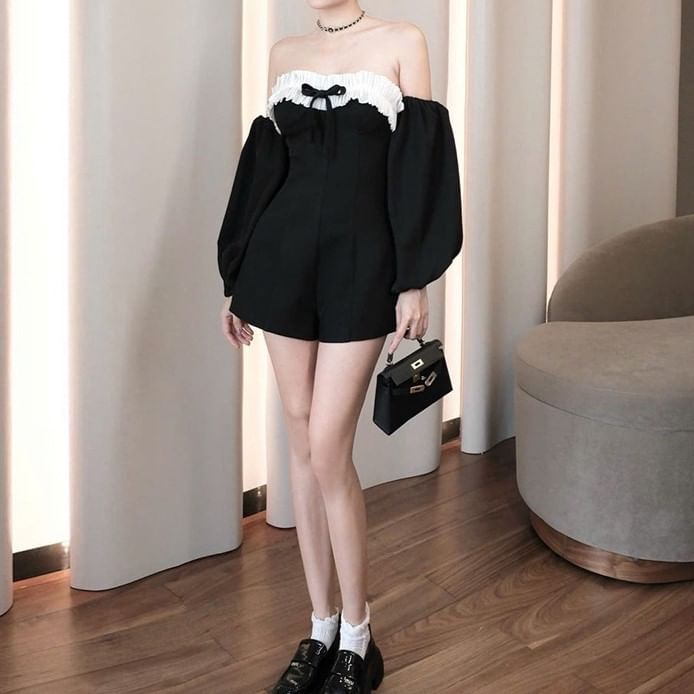 HERMITAKH - Romper met lange mouwen, off-shoulder, tweekleurige strikaccent, ruche rand en wijde pijpen