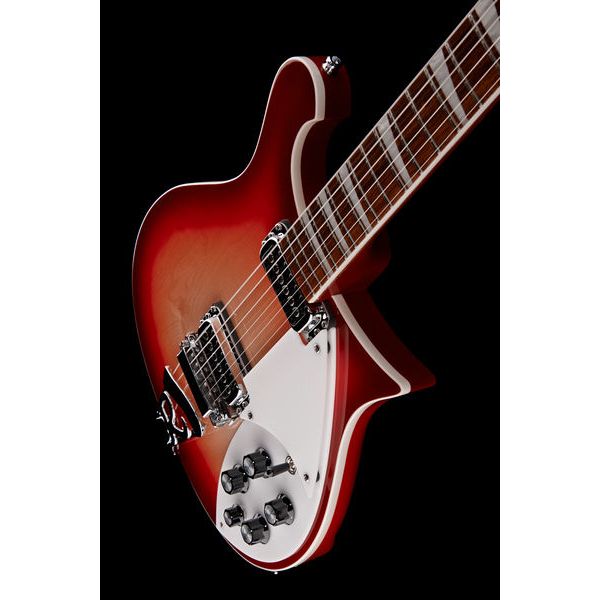 Rickenbacker 620 FG