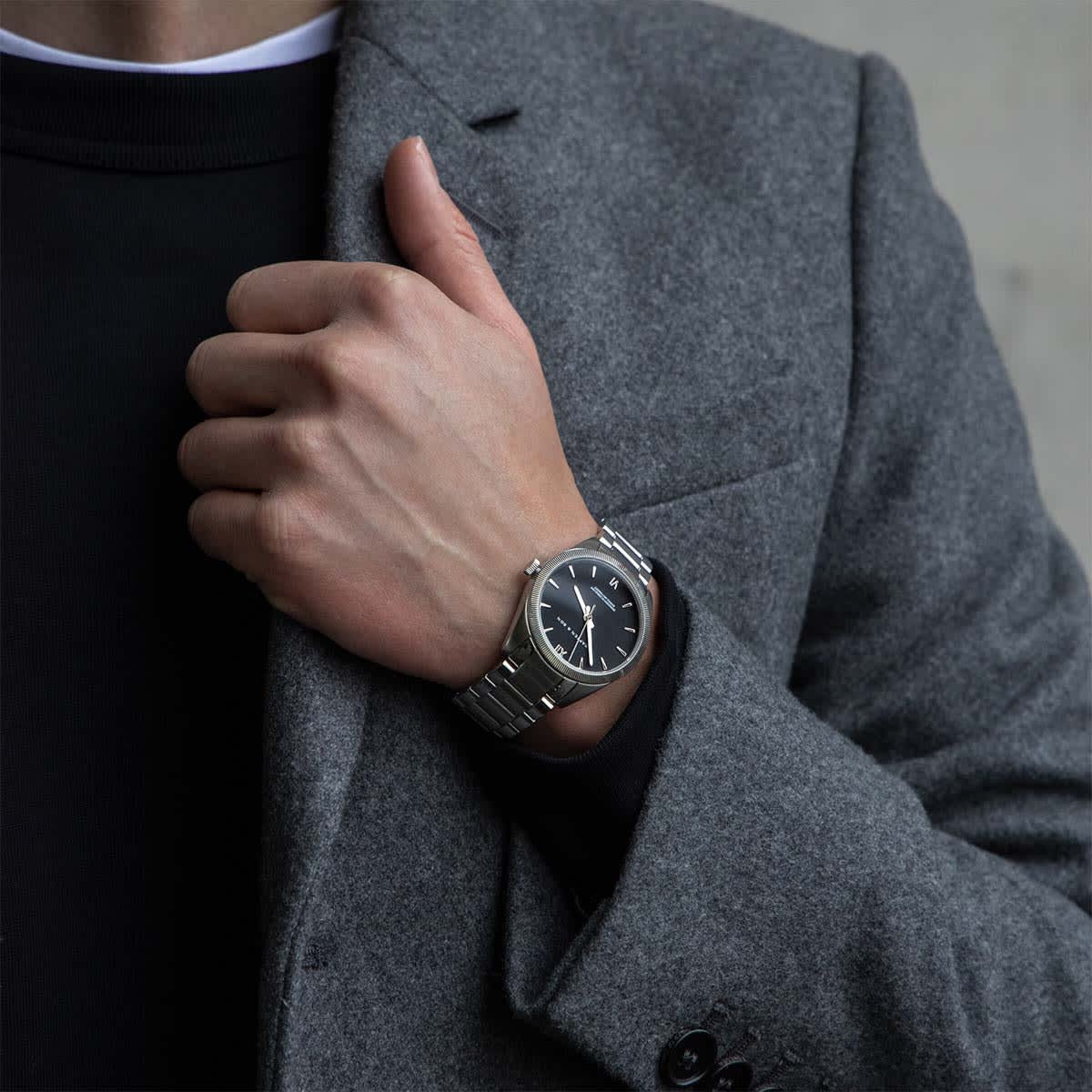 Crush Silver Black Steel