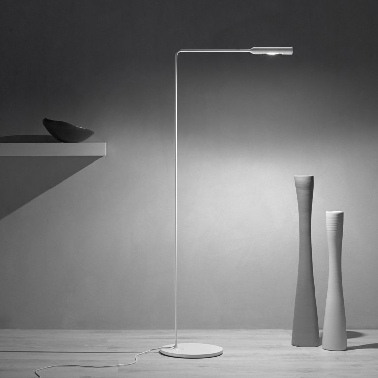 Lumina Flo vloerlamp LED 3000K zwart