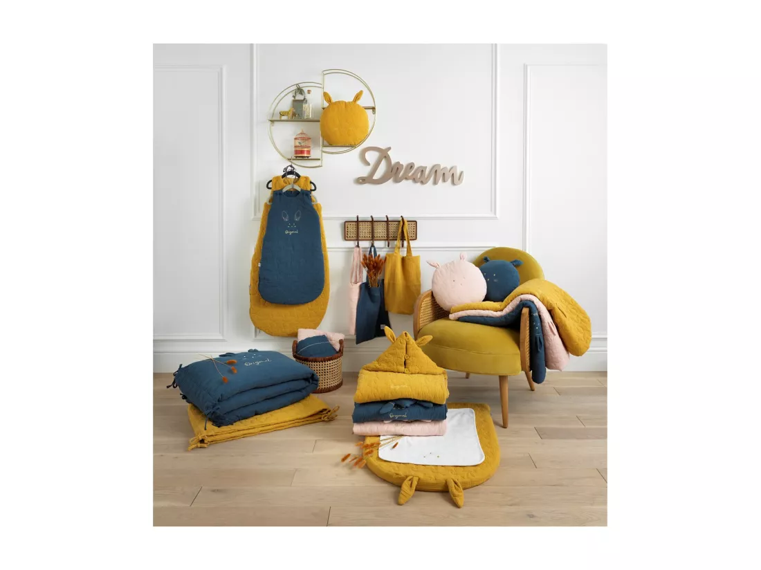 Couvre lit ovale pour berceau en coton