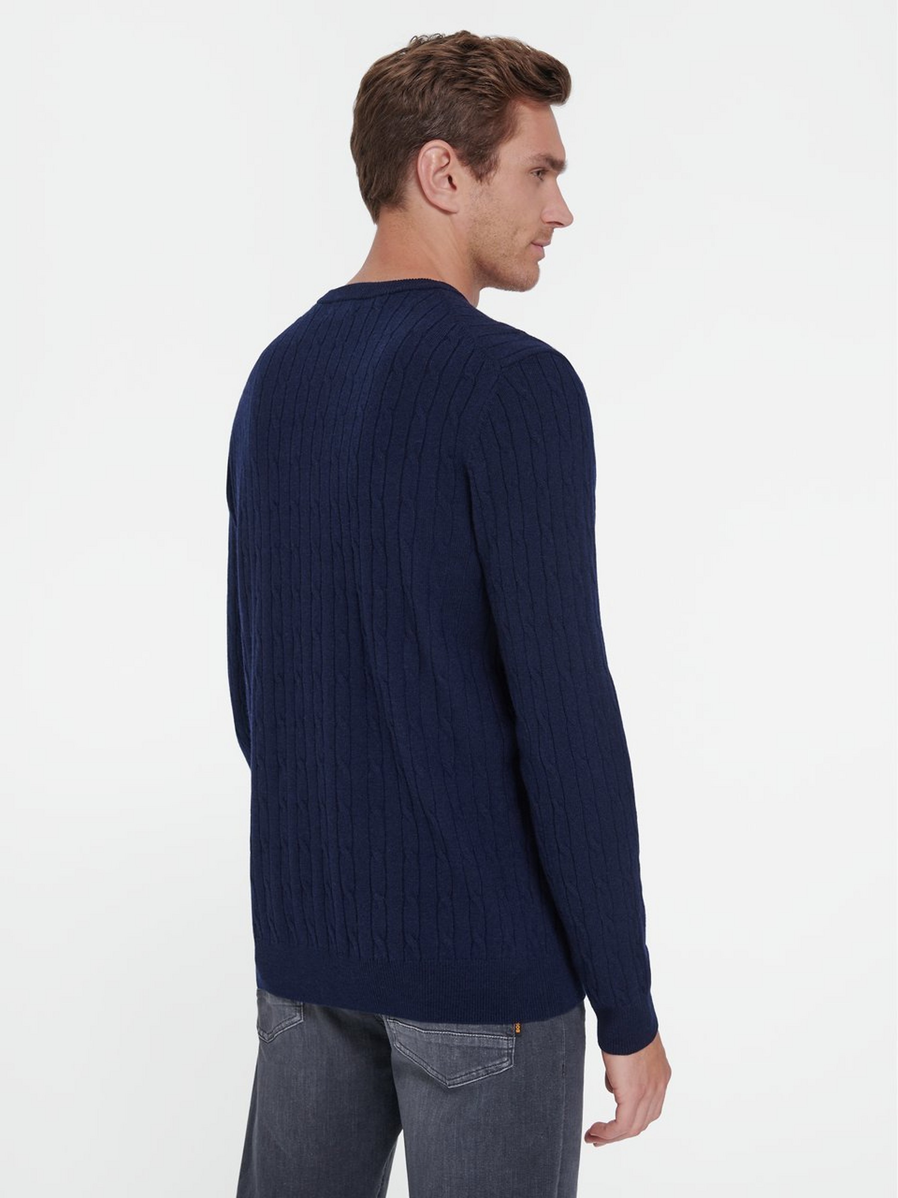Rundhals-Pullover
