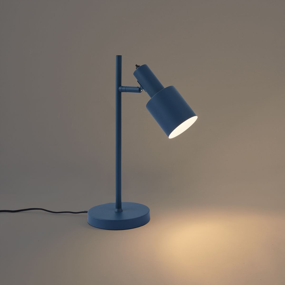 Moderne tafellamp blauw - Stijn