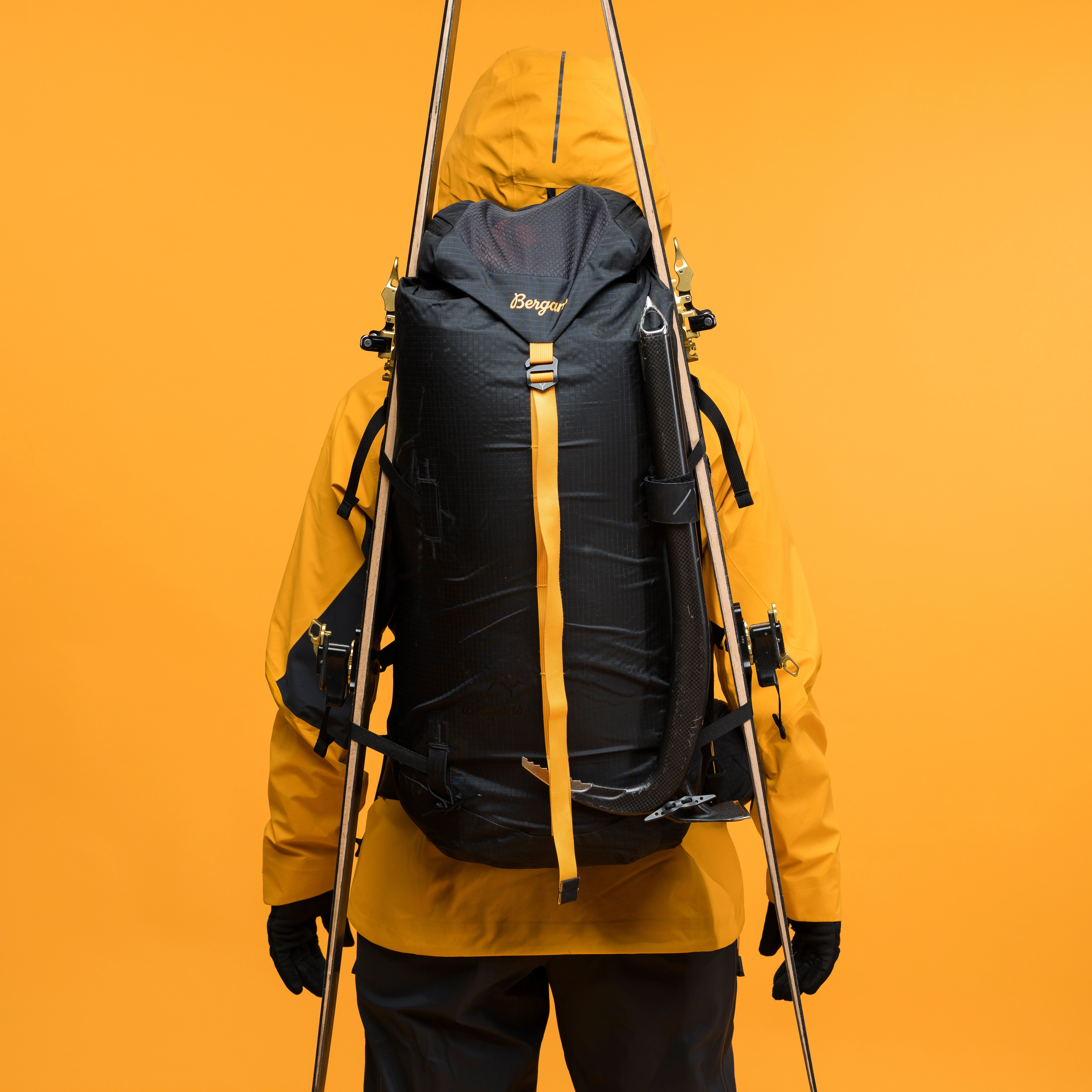 Y MountainLine 40 Daypack S/M w/Safeback Dark Shadow Grey