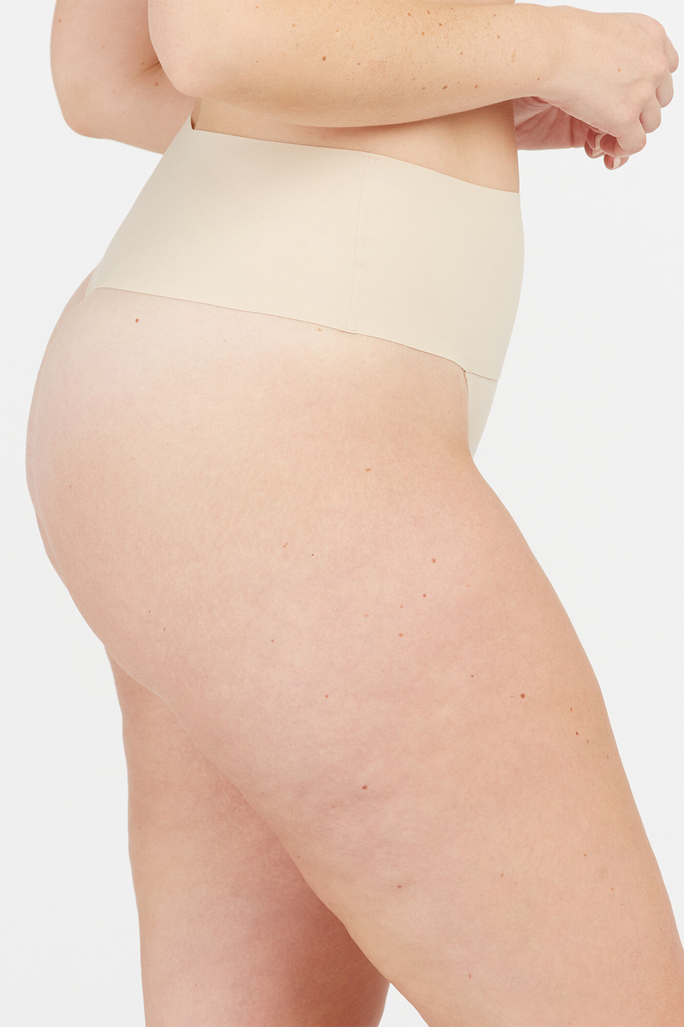 Calcinha modeladora invisível Spanx cor nude - nude