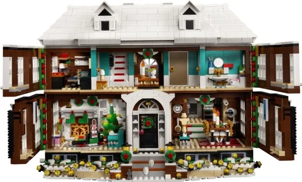 LEGO Ideas 21330 Home Alone