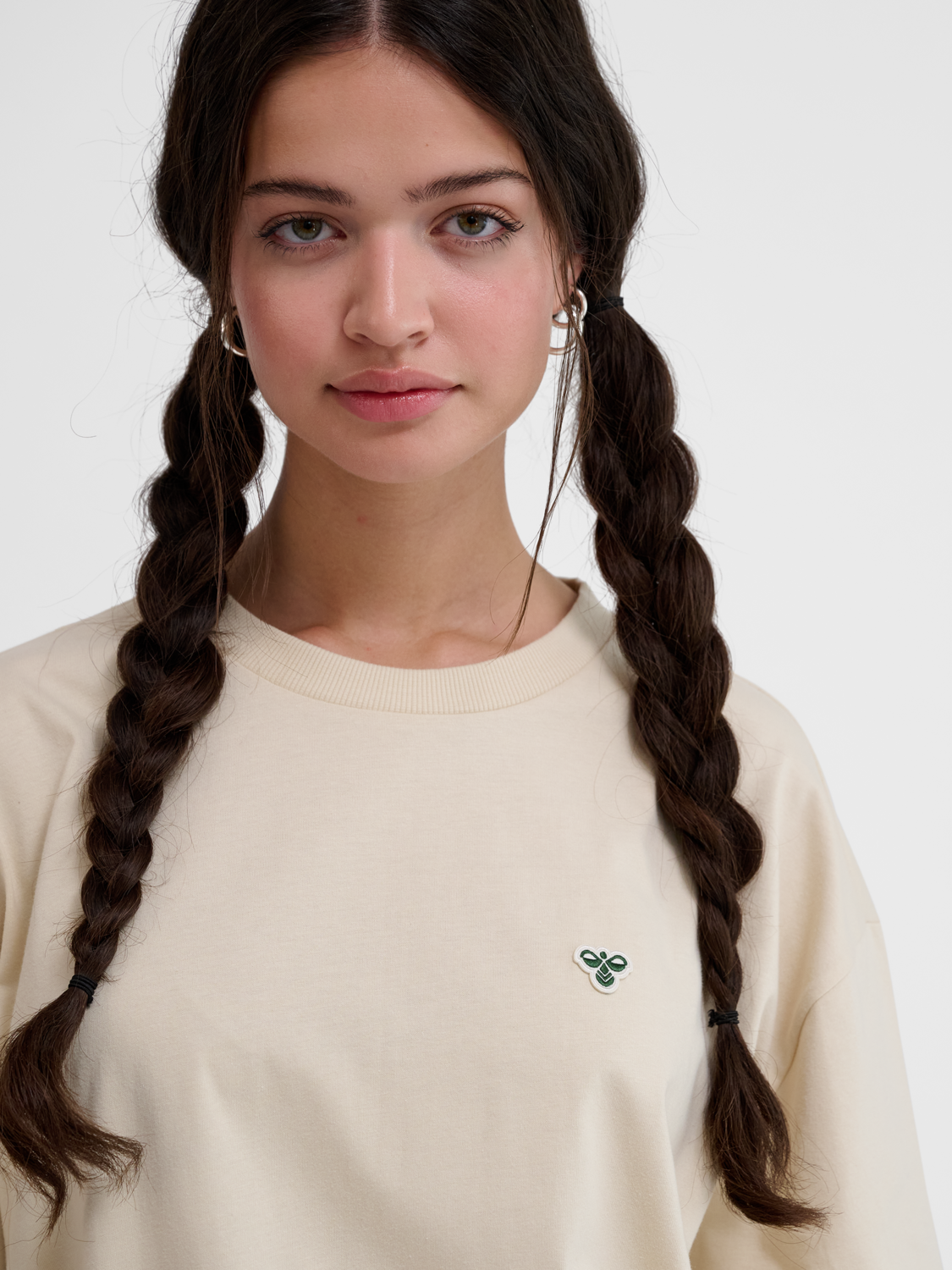 hmlLOOSE T-SHIRT BEE S/S